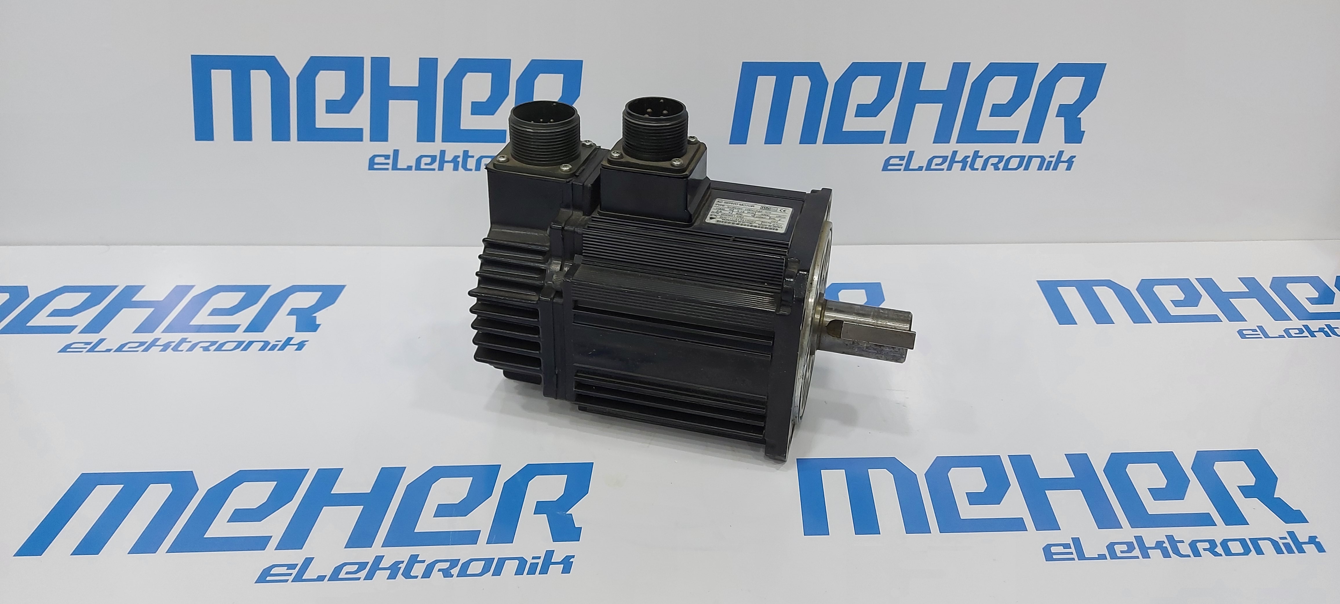 YASKAWA SGMSH-10DCA6F-OY SERVO MOTOR 